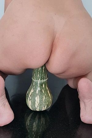 Big hairy pussy mature_30