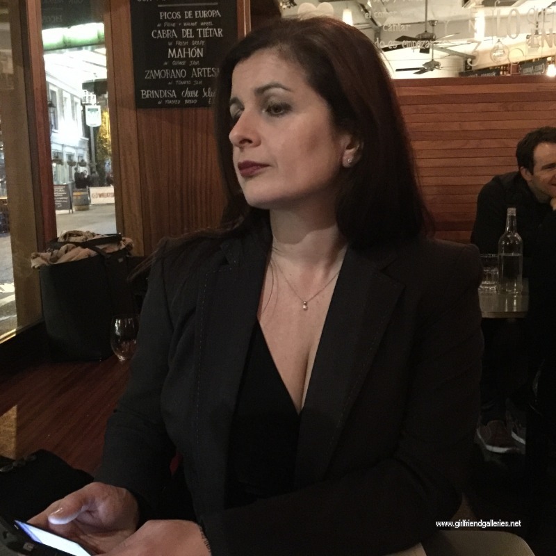 Hot MILF Neighbour 