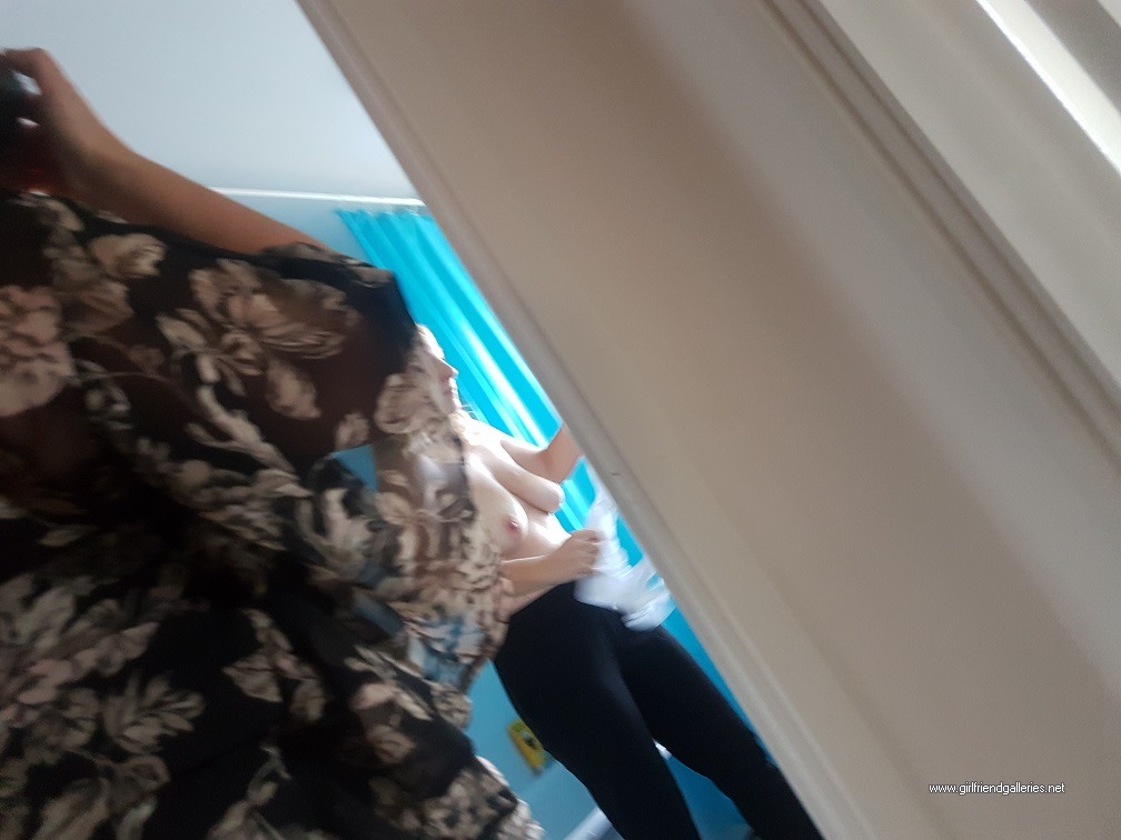 Wife nude