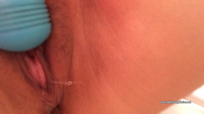asian house wife masturbate at home