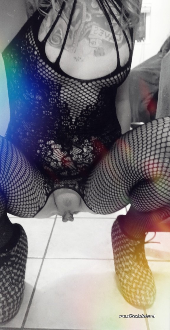 Would you prefer to fuck me in a modern, classic, or retro theme