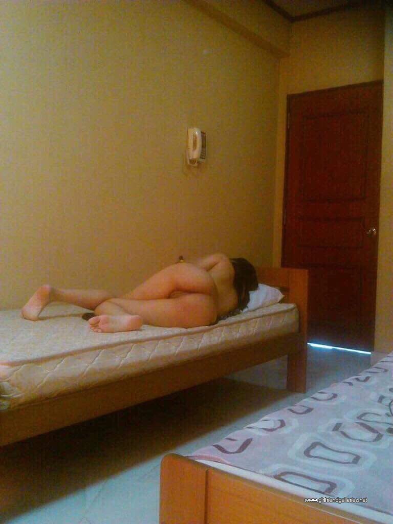 Nude Nerd Hijabi Wife