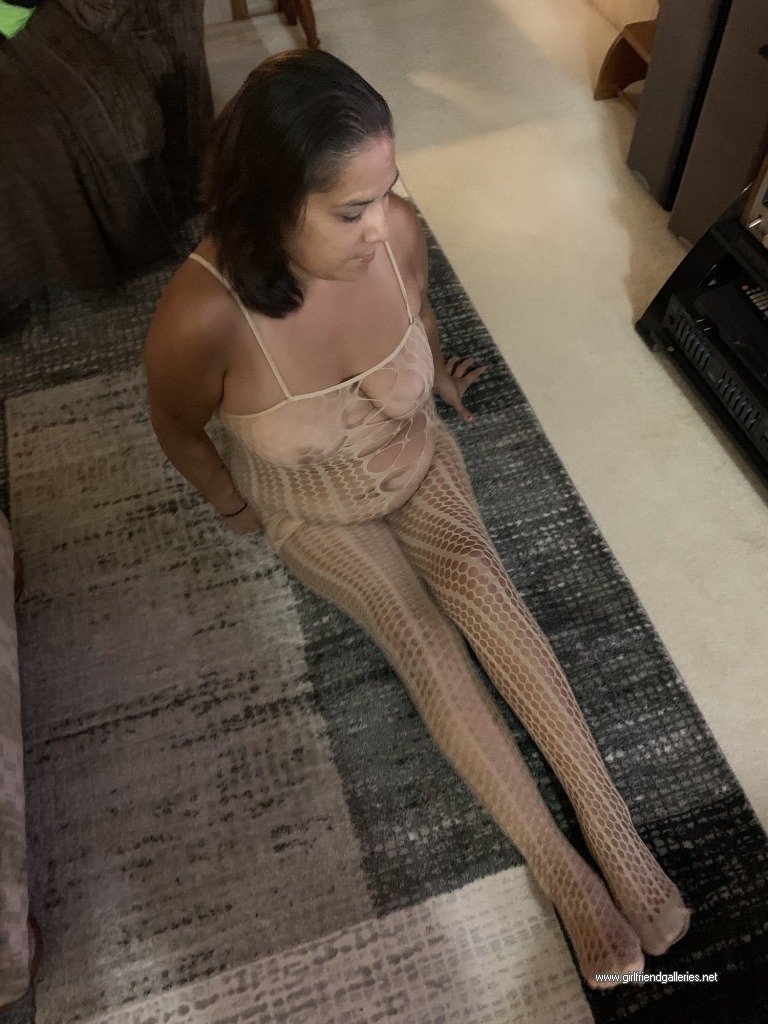 Sexy girlfriend 