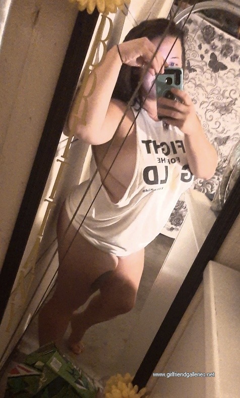 Busty Samantha