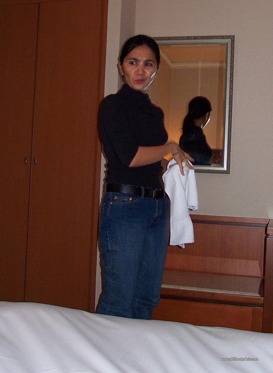 Shy Filipina maid in Taiwan