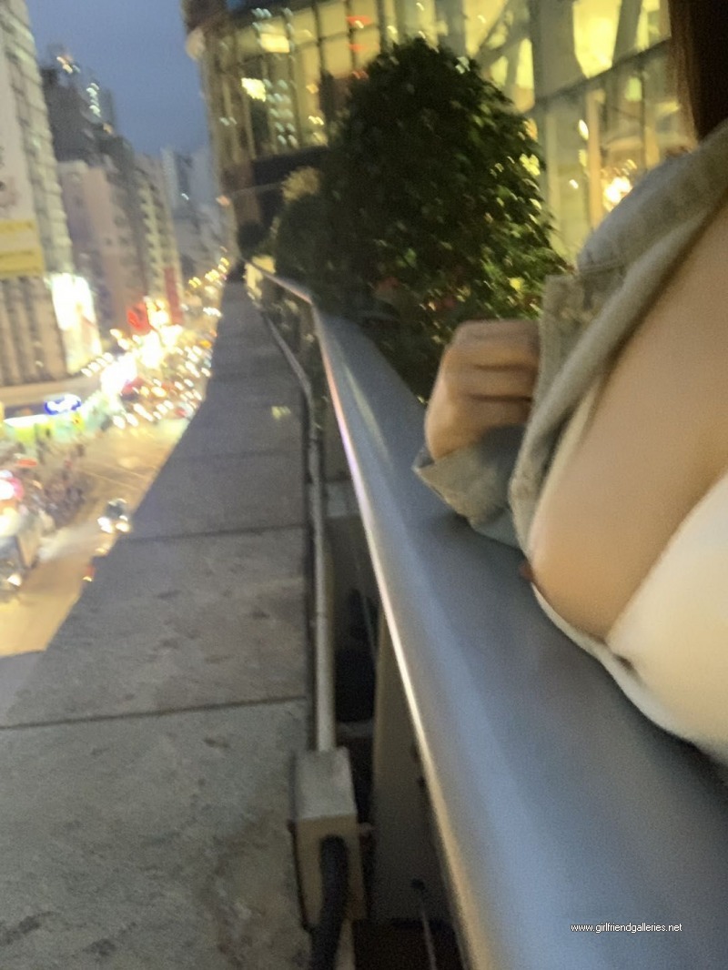 Sexy Hong Kong nice tits girl