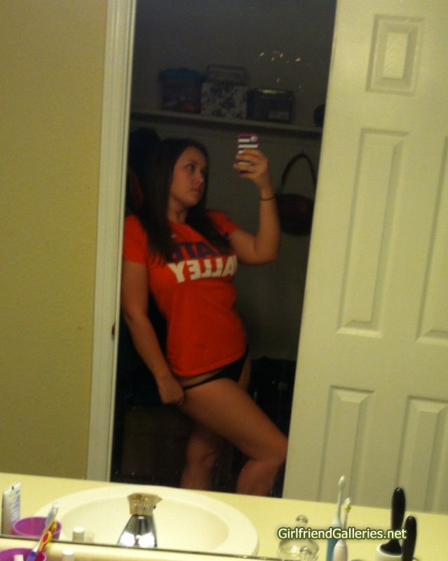 Slutty GF is hungry