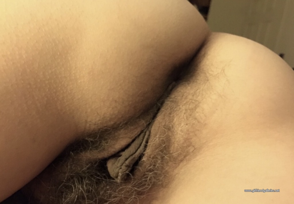 Wife’s Ass Pussy & Tight Asshole Just Waiting
