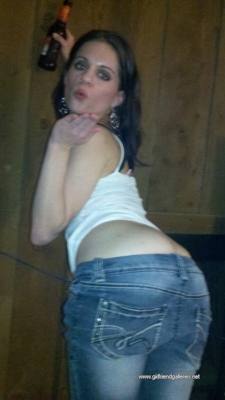 Sexy Spinner Michelle strips