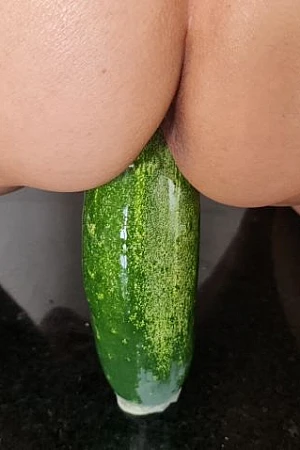 Big hairy pussy mature_31
