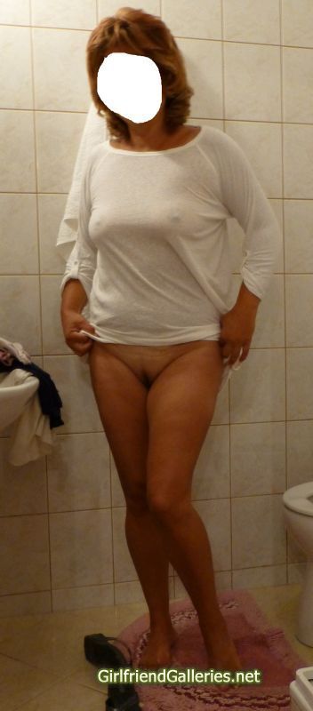 Hot Naked Girlfriend