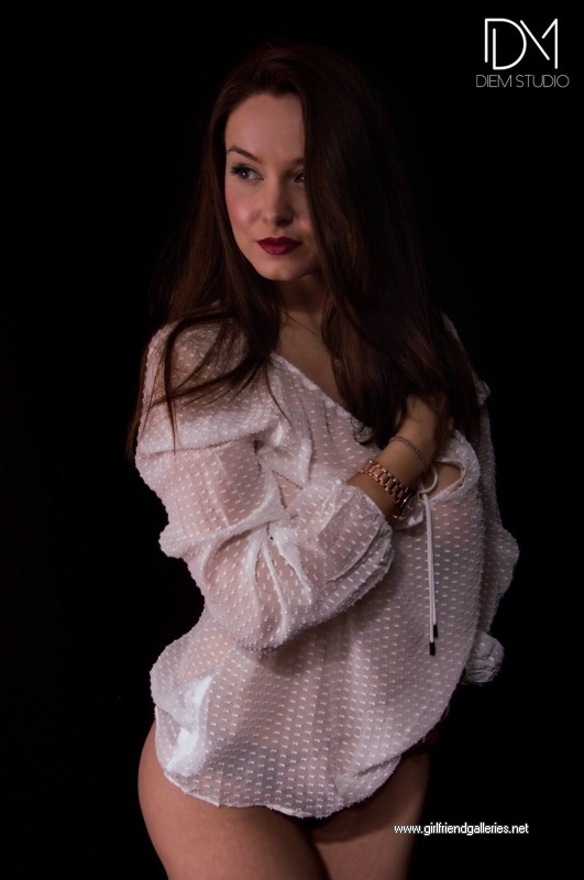 Sarah II Busty Amateur
