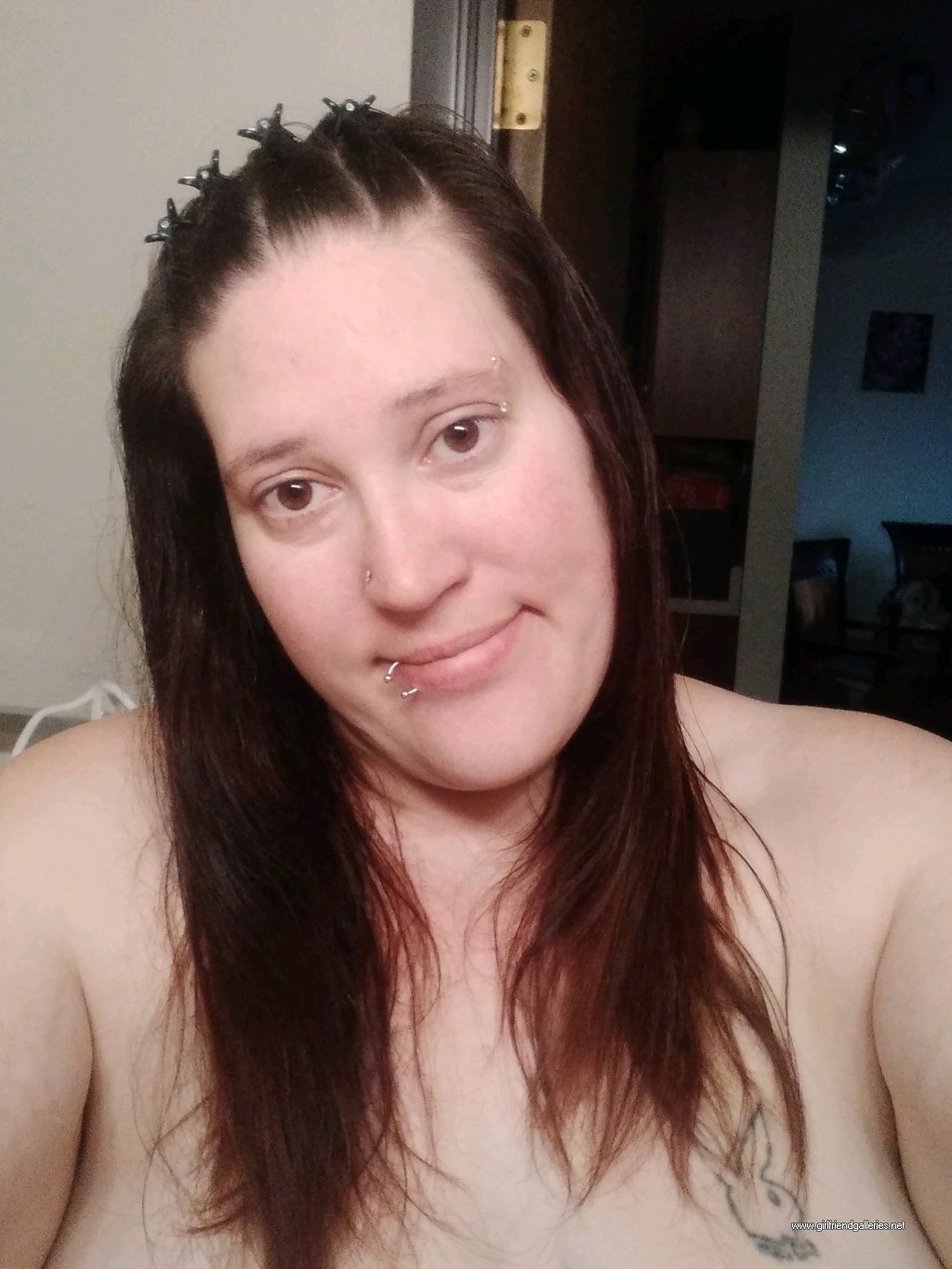Fiancee pushy and tits