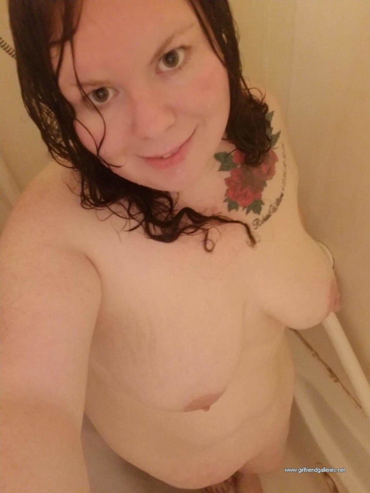 31yo Shy and Slutty girlfriend and mommy of 2