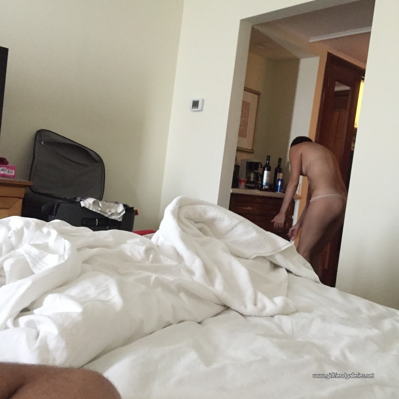 Gf loves to show herself in panties