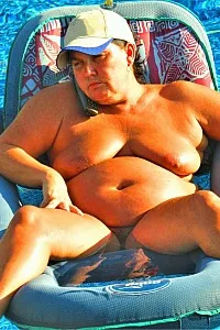 Chubby Wife Naked