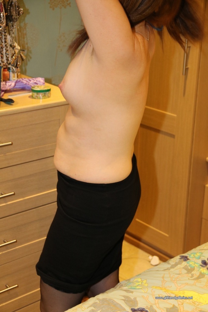 love guys getting hard over my pictures 