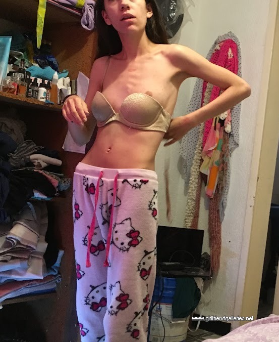 32 a cup latina sandra