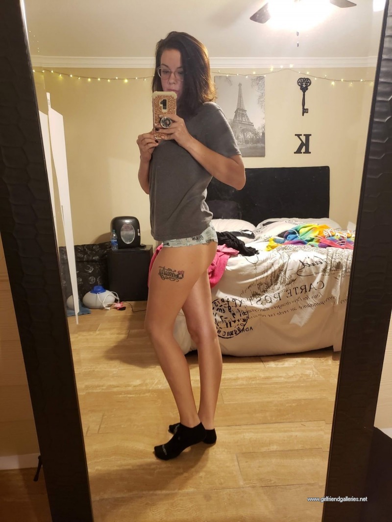 Showing off 