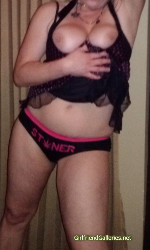 Hot slut girlfiend