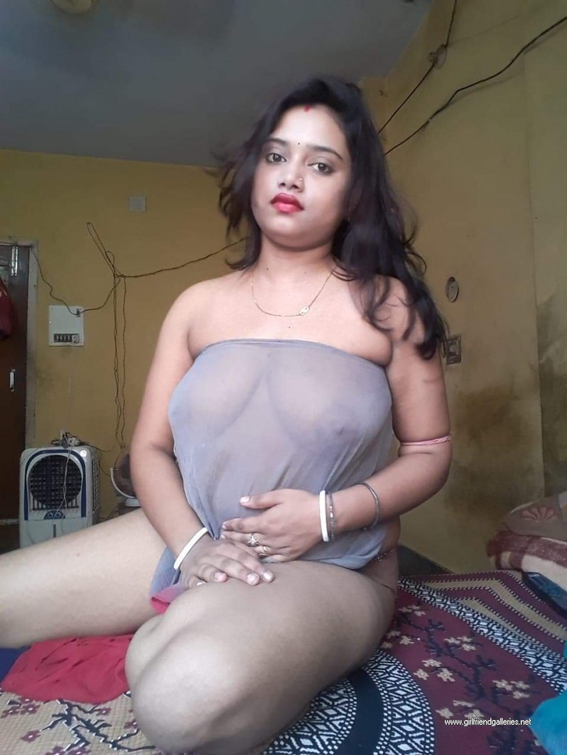 Desi hot girl