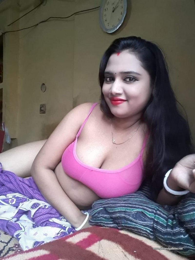 Desi hot girl