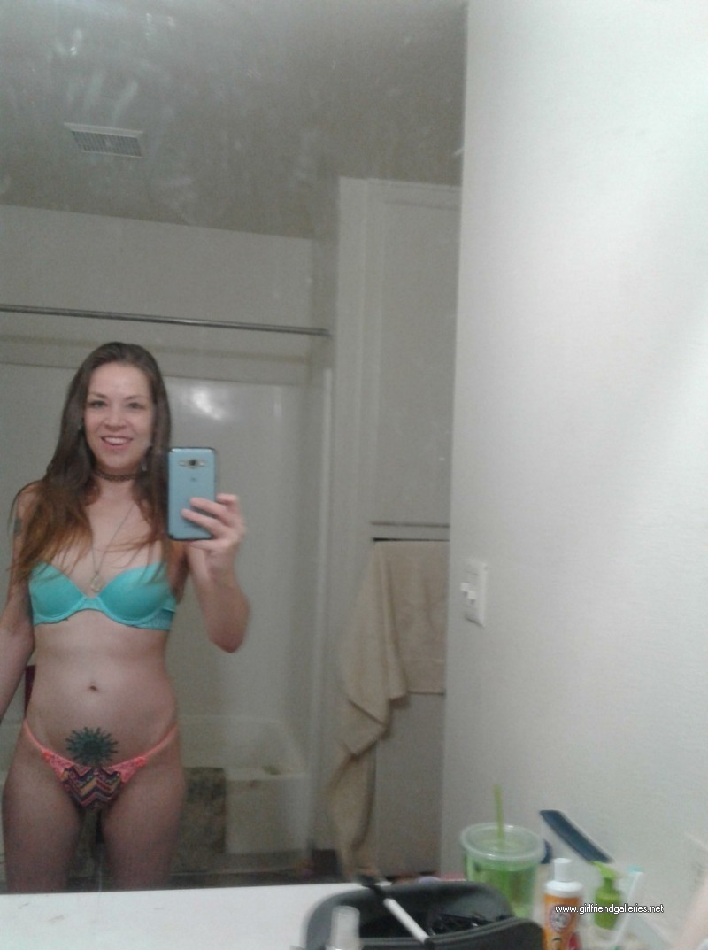 I'm naked 