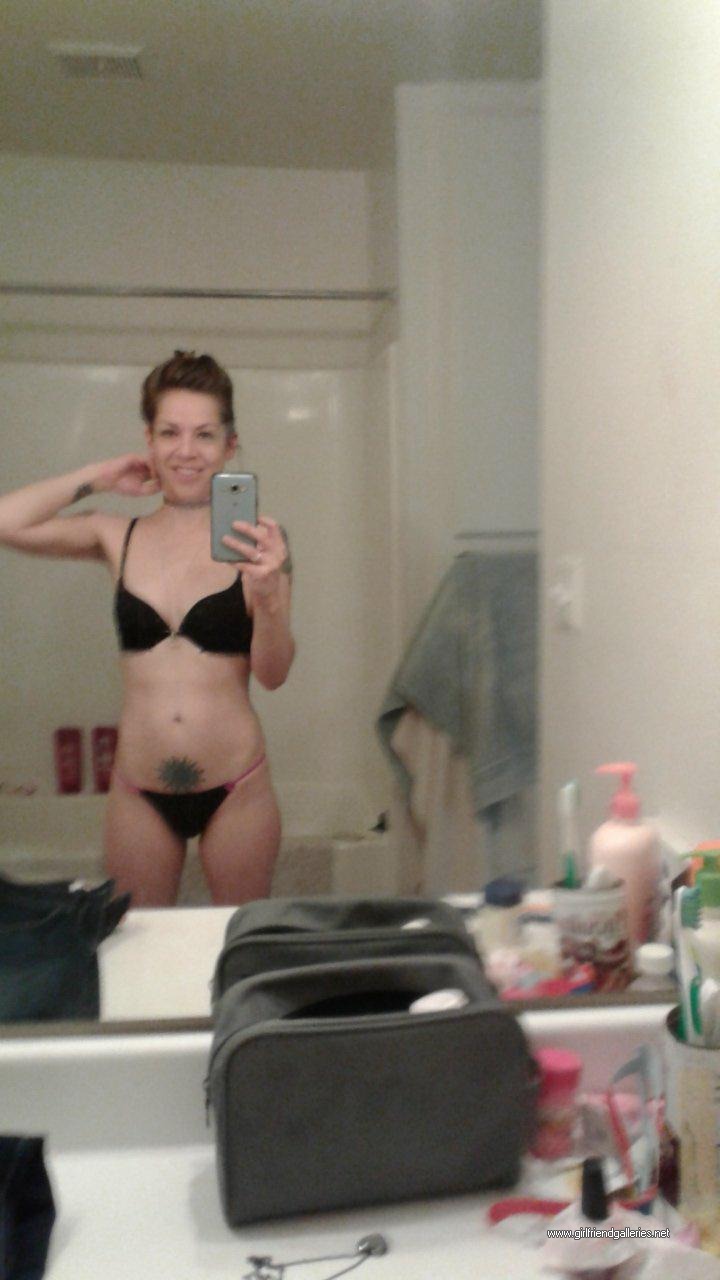 I'm naked 