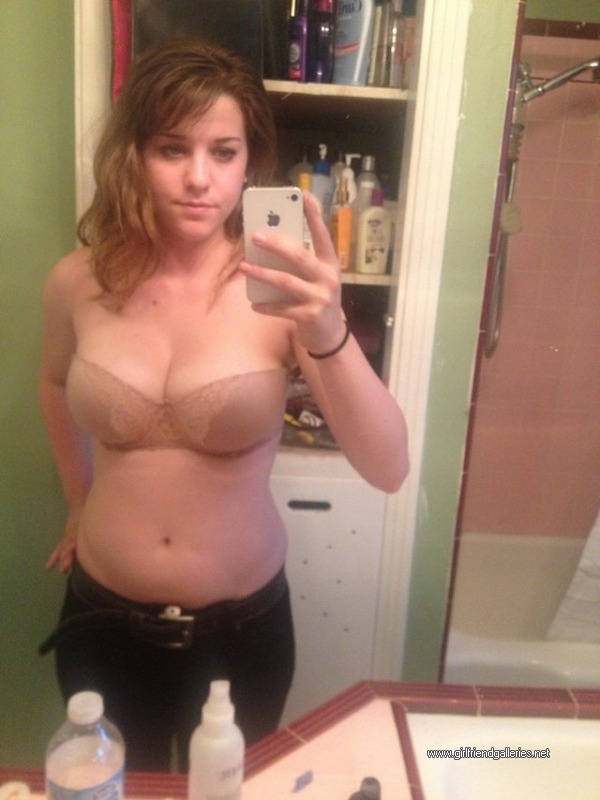 Selfie slut pt2